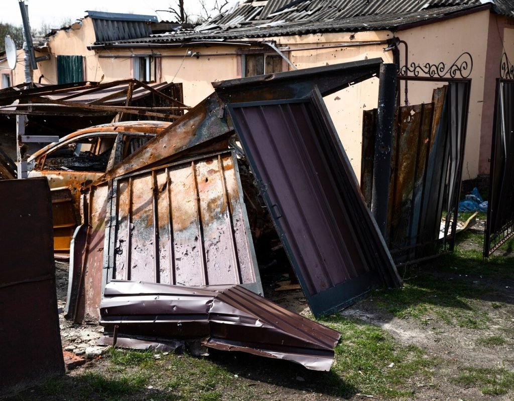 house-ruins-russian-s-war-ukraine_23-2149437941